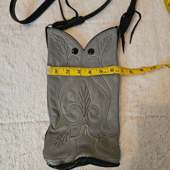 Cowboy Boot Gray Crossbody Purse/bag. Made USA. Sturdy straps. Cowgirl. Western. - Picture 5 of 16